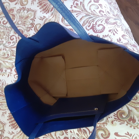 Celine Cabas Tote - Picture 6 of 8